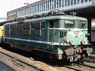La BB 16557 à Lille Flandres (24/06/2002)