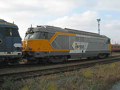 La BB 667210 à Fives-Lille (08/11/2003)