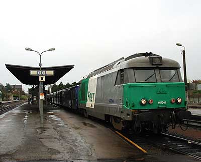 La BB 467349 à Dol de Bretagne (02/11/2002)