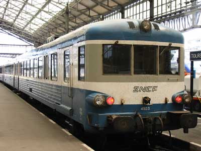 L'X 4923 à Tours