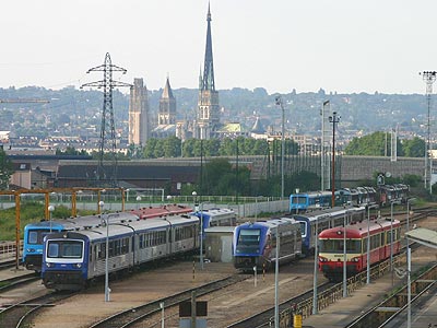 Parc thermique de Sotteville devant la cathédrale de Rouen (02/08/2005)