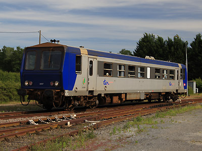 L'X 2257 TER Limousin à Parsac (24/06/2012)