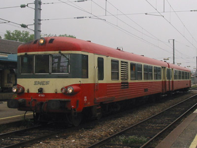 L'X 4780 à Moulins sur Allier (31/08/2002)