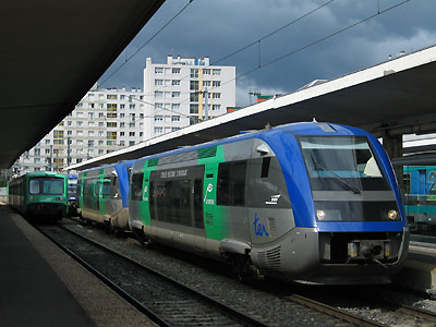 Deux X 73500 Auvergne à Clermont-Ferrand (02/06/2004)