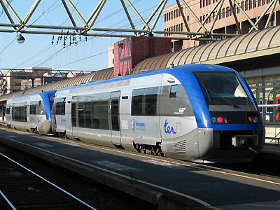 UM d'X 73500 Bourgogne, sigle Desgrippes (Lyon Part-Dieu, 02/08/2003)
