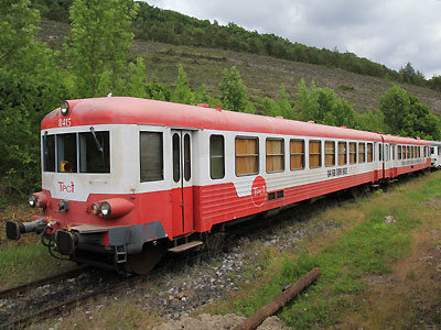 L'XR 8415-X4607 préservé du TPCF à Axat (23/05/2015)