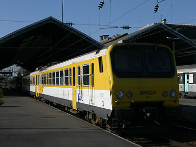 La Z 11512 TER Lorraine à Charleville Mézières (18/09/2004)