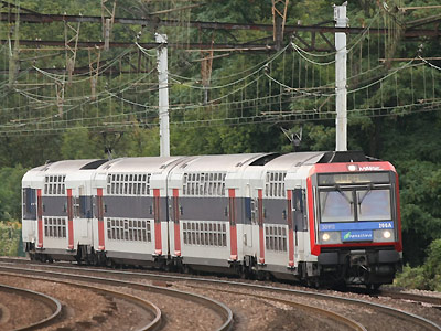 La Z 20912/11 à Ste Geneviève des bois, dotée de baies ouvrantes (22/08/2010)