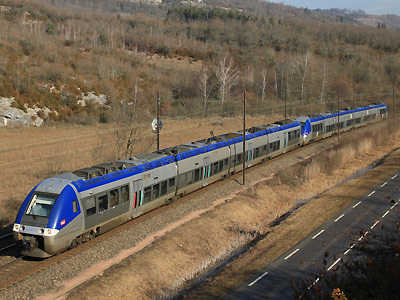 La Z 27671/72, Virieu le Grand (18/02/2012)